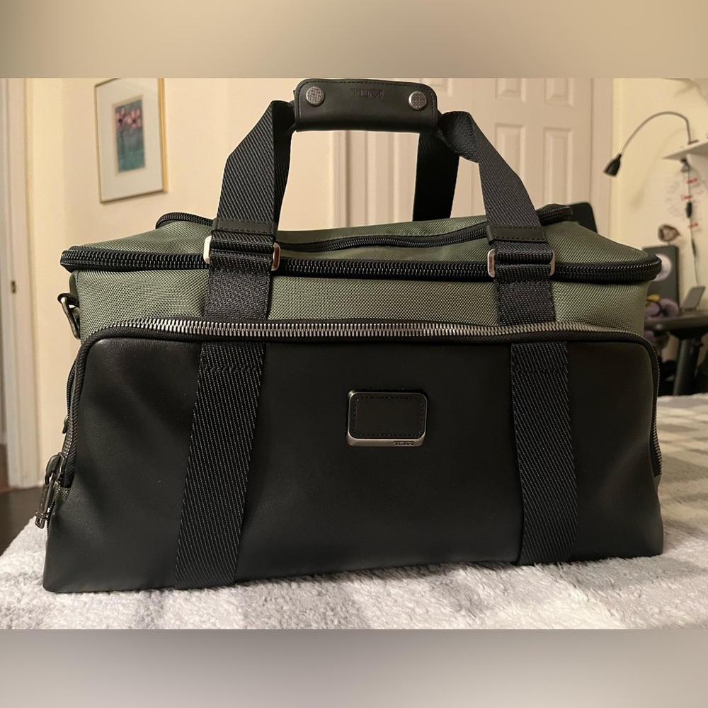 TUMI McCoy Gym Bag Duffel - Olive Green & Black